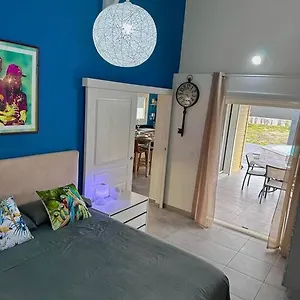  Hébergement de vacances Maison Elegante F2 Le Pitaya